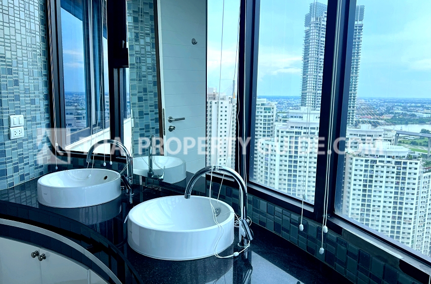 Condominium in Rama 3 